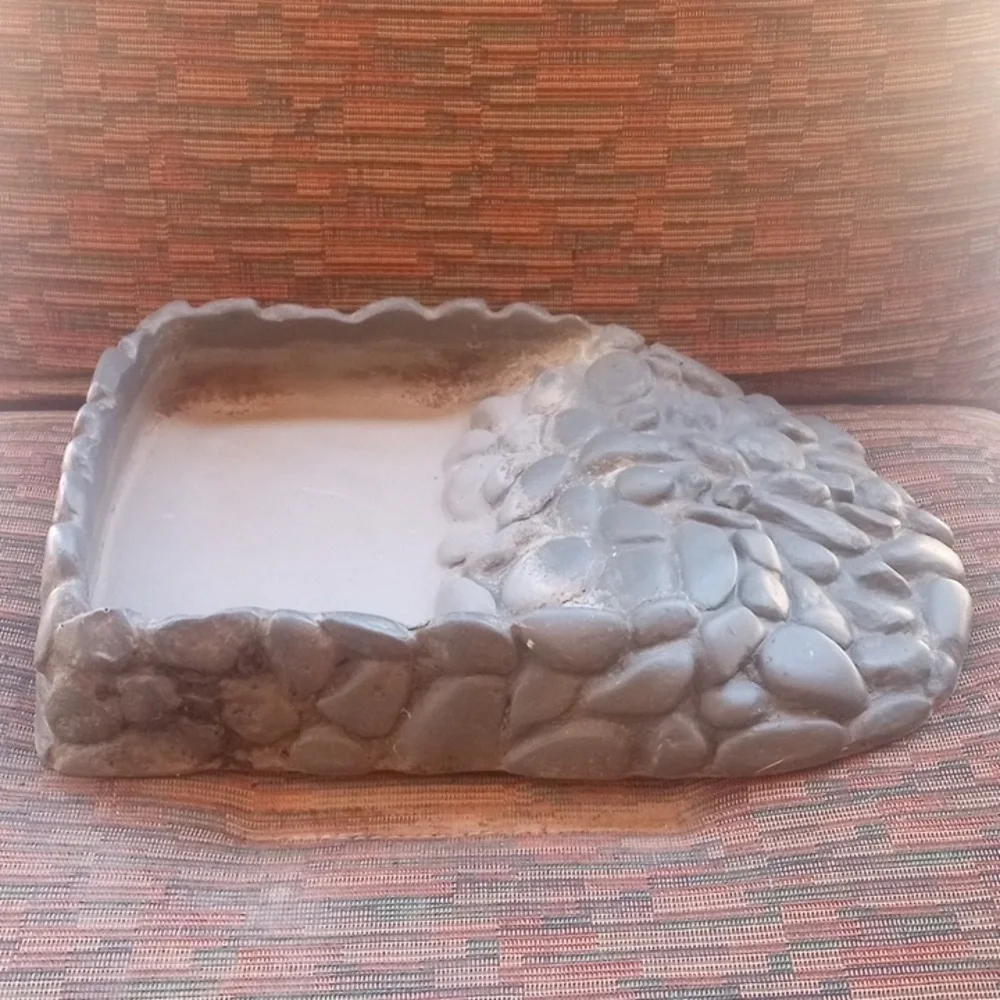 IMAGITARIUM XL Rock Ramp Water / Soaking Dish.